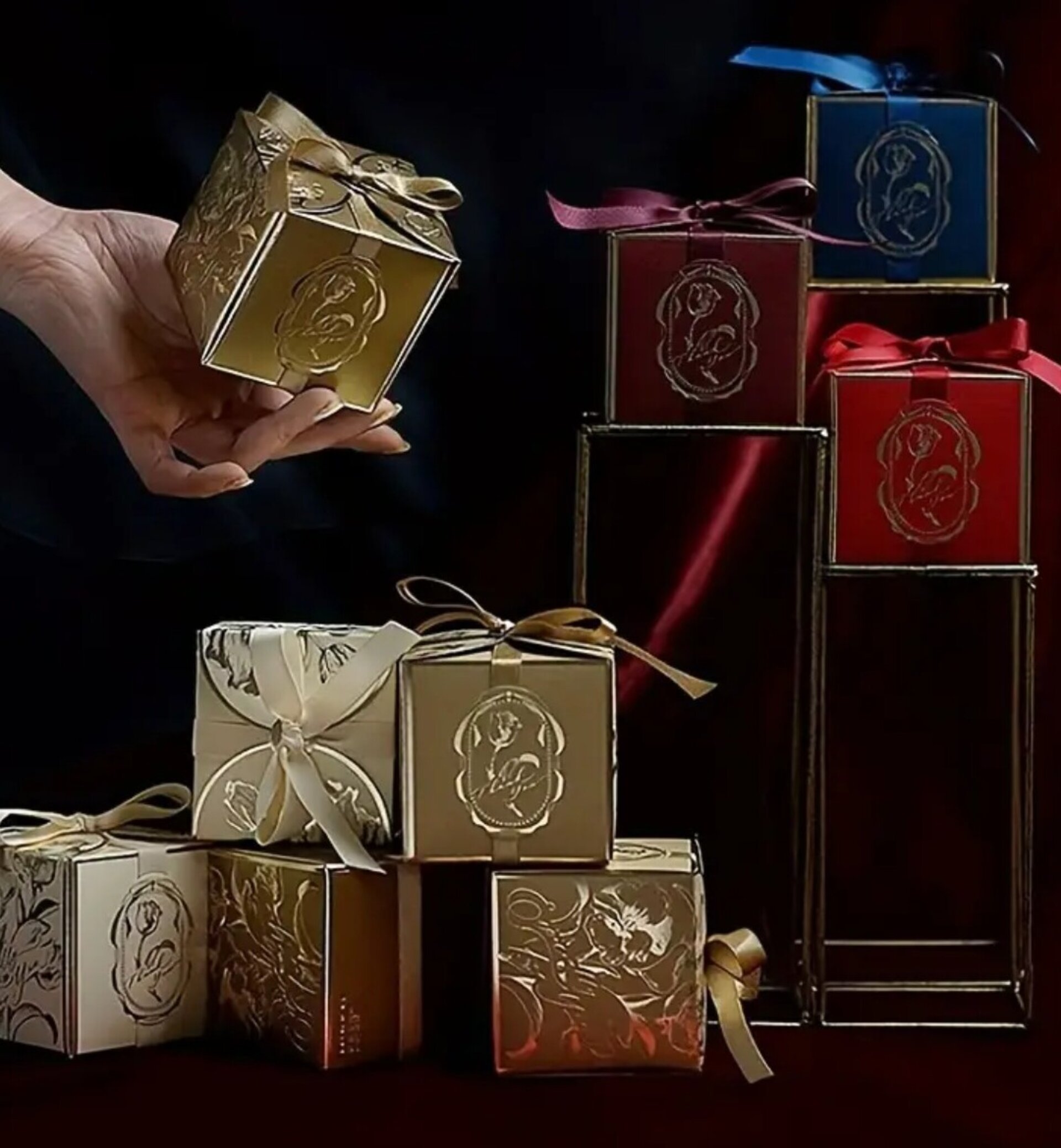 Caja Para Regalos 7x7x7 Dorada - 6