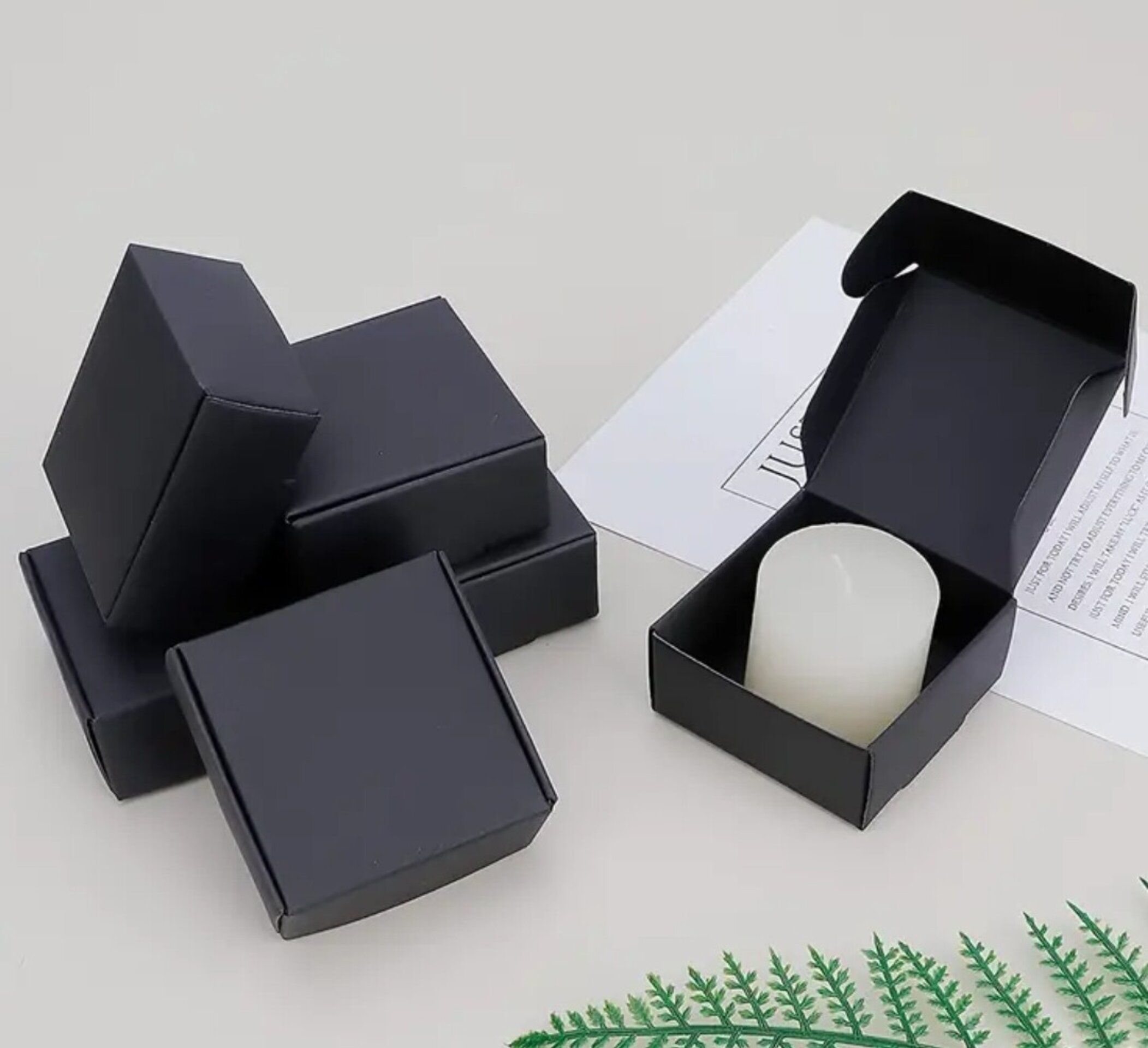 Caja Para Regalos Cuadrada 55x55x25 Negra - 4