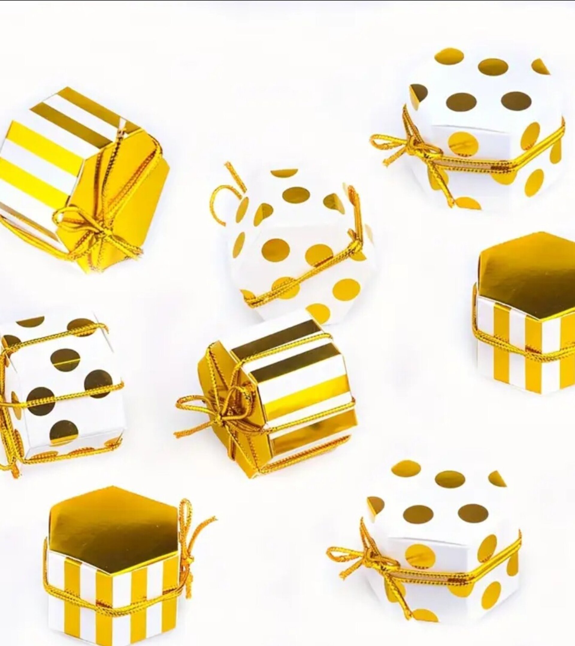 Caja Para Regalos 48x30x25 Lunares - 8