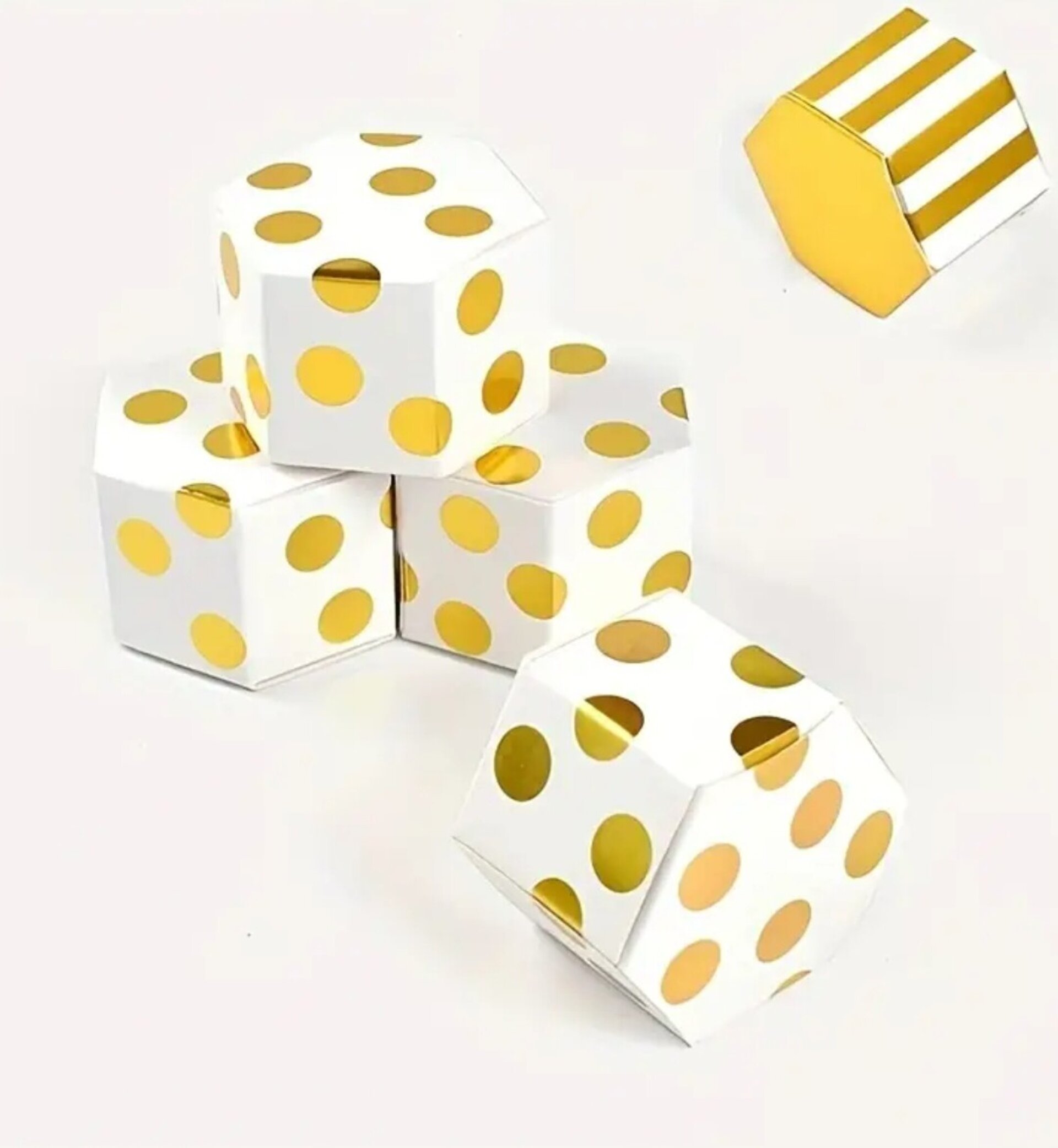 Caja Para Regalos 48x30x25 Lunares - 3